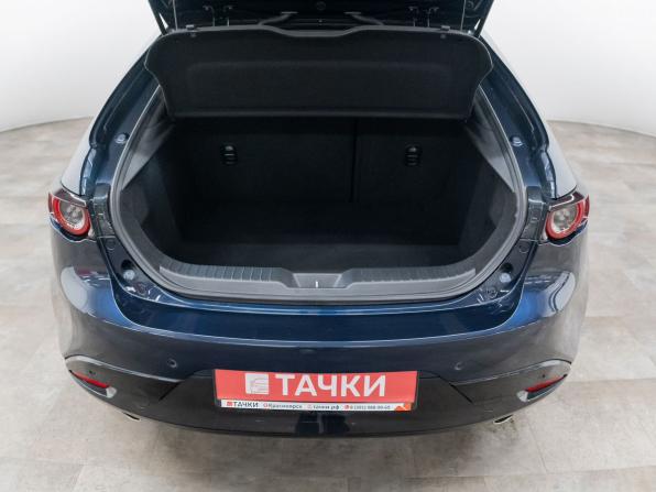 Mazda 3 IV (BP) с пробегом 2021 года, цена 1 910 000 рублей, 6450 км, хэтчбек, Автокод Объявления