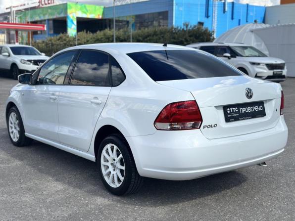 Volkswagen Polo V с пробегом 2014 года, цена 995 000 рублей, 87646 км, седан, Автокод Объявления