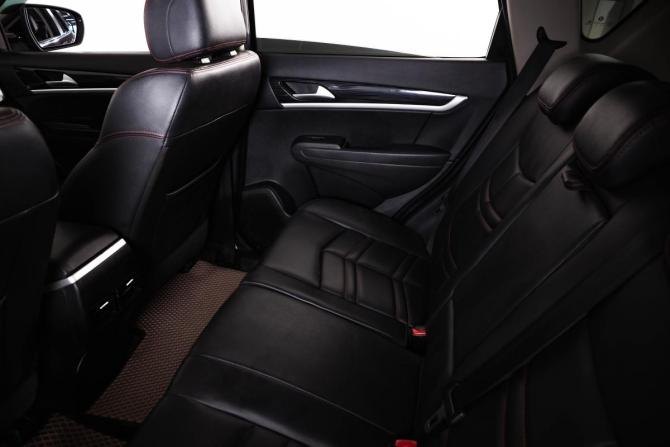 Dongfeng AX7 I с пробегом 2018 года, цена 1 089 000 рублей, 232000 км, внедорожник, Автокод Объявления