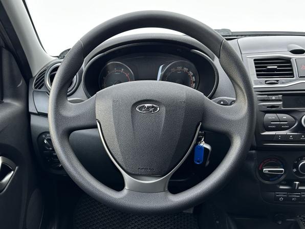 Lada (ВАЗ) Granta I Рестайлинг с пробегом 2024 года, цена 930 000 рублей, 29387 км, лифтбек, Автокод Объявления