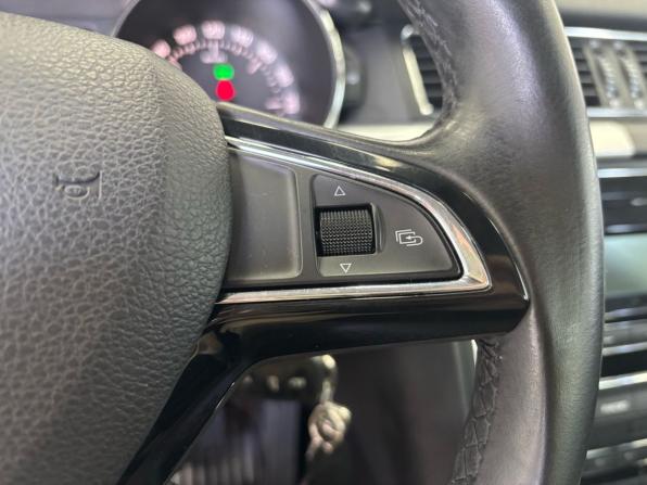 Skoda Superb II Рестайлинг с пробегом 2014 года, цена 1 599 000 рублей, 134000 км, лифтбек, Автокод Объявления