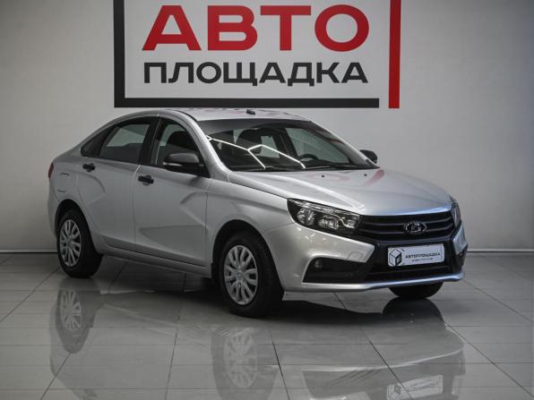 Lada (ВАЗ) Vesta I с пробегом 2021 года, цена 979 000 рублей, 84511 км, седан, Автокод Объявления