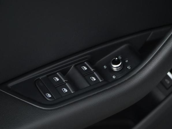 Audi A4 V (B9) с пробегом 2018 года, цена 2 150 000 рублей, 113773 км, седан, Автокод Объявления