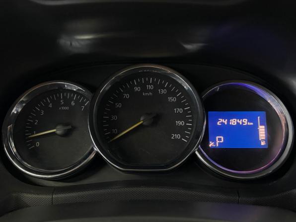 Renault Duster I Рестайлинг с пробегом 2015 года, цена 1 020 000 рублей, 241000 км, внедорожник, Автокод Объявления