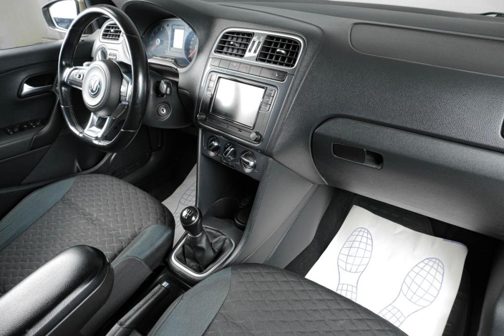 Volkswagen Polo V Рестайлинг Тюмень  - изображение 11