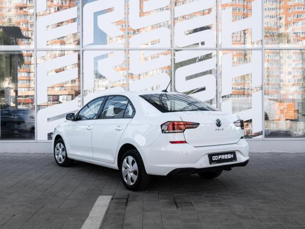 Volkswagen Polo VI с пробегом 2021 года, цена 1 360 000 рублей, 135579 км, лифтбек, Автокод Объявления