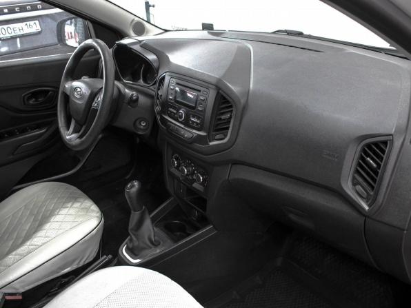 Lada (ВАЗ) XRAY I с пробегом 2017 года, цена 829 900 рублей, 129000 км, хэтчбек, Автокод Объявления