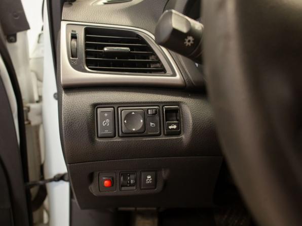 Nissan Sentra VII (B17) с пробегом 2015 года, цена 1 085 000 рублей, 145359 км, седан, Автокод Объявления