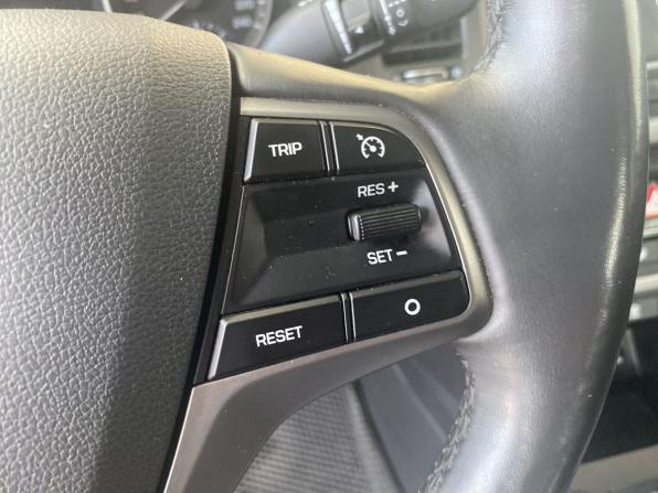 Hyundai Elantra VI (AD) с пробегом 2018 года, цена 1 395 000 рублей, 127897 км, седан, Автокод Объявления