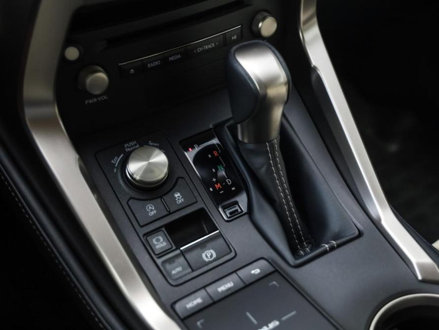 Lexus NX I Рестайлинг Санкт-Петербург  - изображение 20