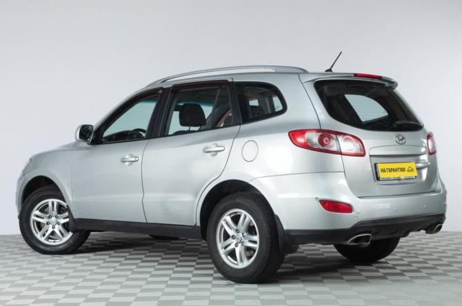 Hyundai Santa Fe II Рестайлинг с пробегом 2010 года, цена 1 199 000 рублей, 192500 км, внедорожник, Автокод Объявления
