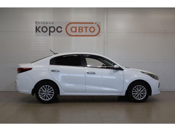 Kia Rio IV с пробегом 2017 года, цена 1 335 000 рублей, 83560 км, седан, Автокод Объявления