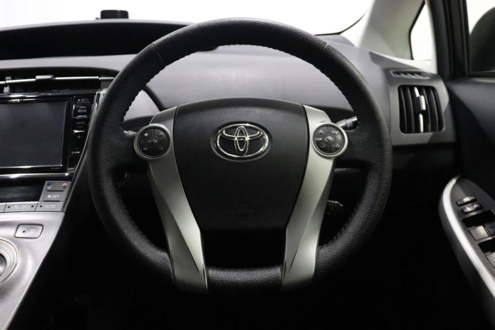 Toyota Prius III Рестайлинг (XW30) Ульяновск  - изображение 8