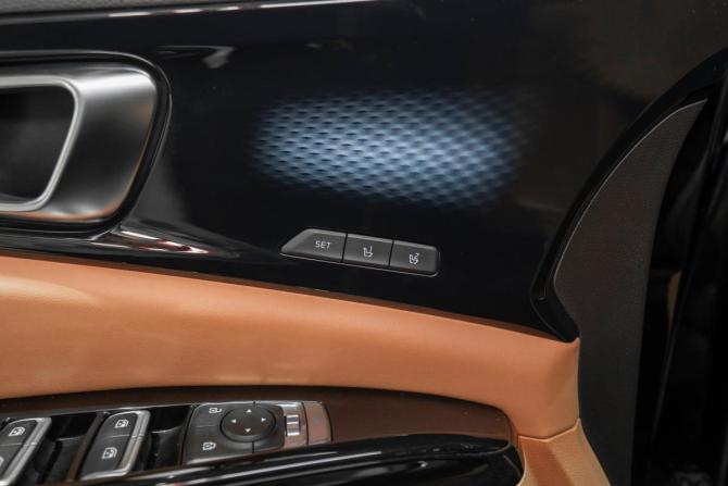 Kia Carnival IV с пробегом 2020 года, цена 3 740 000 рублей, 98117 км, минивэн, Автокод Объявления