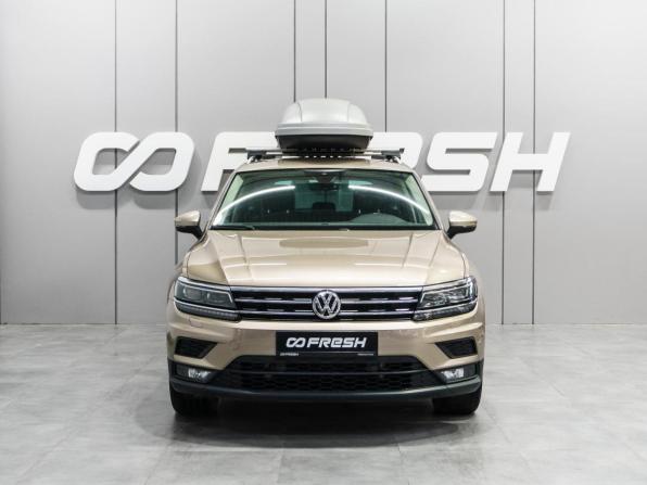 Volkswagen Tiguan II с пробегом 2020 года, цена 2 800 000 рублей, 89385 км, внедорожник, Автокод Объявления