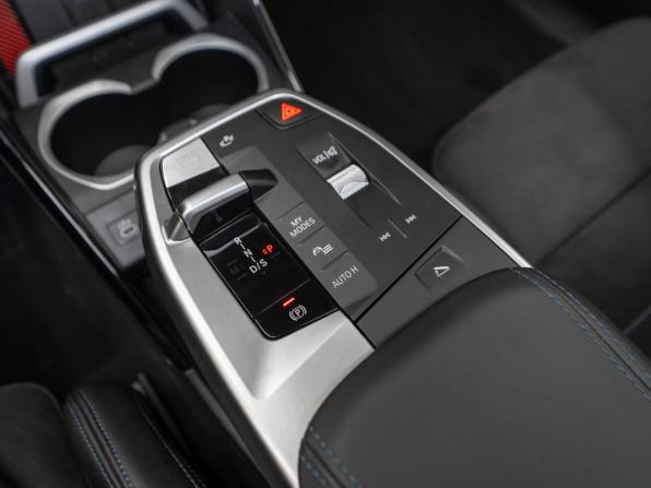 BMW X2 II (U10) с пробегом 2024 года, цена 6 380 000 рублей, 6320 км, внедорожник, Автокод Объявления