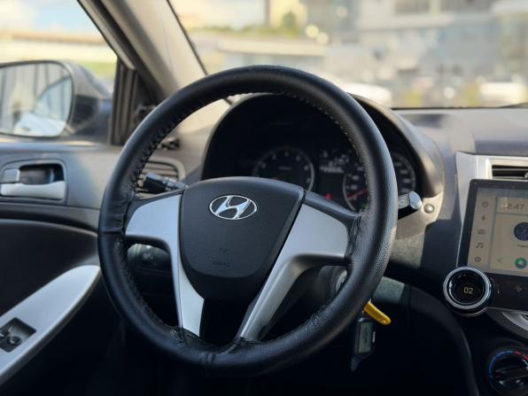 Hyundai Solaris I с пробегом 2014 года, цена 670 000 рублей, 230050 км, седан, Автокод Объявления