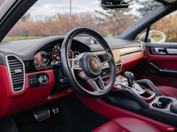 Porsche Cayenne III с пробегом 2022 года, цена 9 500 000 рублей, 45000 км, внедорожник, Автокод Объявления