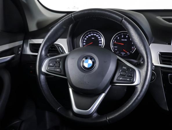 BMW X1 II (F48) Рестайлинг с пробегом 2020 года, цена 3 300 000 рублей, 11892 км, внедорожник, Автокод Объявления