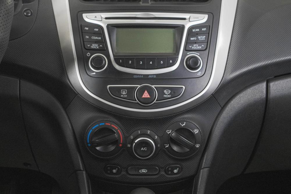 Hyundai Solaris I Кемерово  - изображение 17