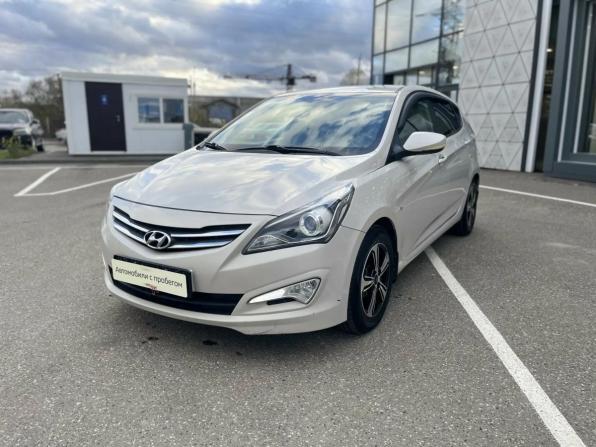 Hyundai Solaris I Рестайлинг с пробегом 2015 года, цена 895 000 рублей, 195846 км, хэтчбек, Автокод Объявления