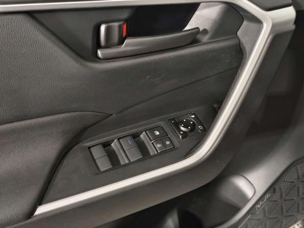 Toyota RAV4 V (XA50) с пробегом 2021 года, цена 3 590 000 рублей, 20657 км, внедорожник, Автокод Объявления