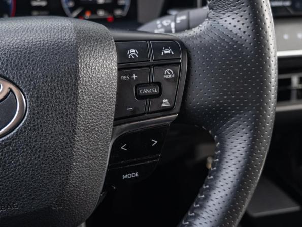 Toyota Camry IX (XV80) China Market с пробегом 2024 года, цена 3 599 000 рублей, 25842 км, седан, Автокод Объявления