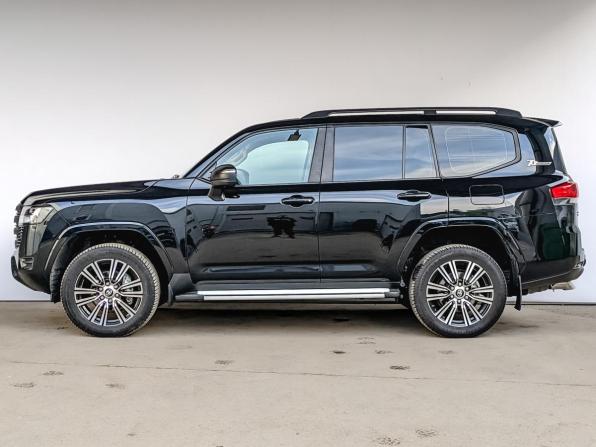 Toyota Land Cruiser 300 Series с пробегом 2022 года, цена 9 150 000 рублей, 31000 км, внедорожник, Автокод Объявления