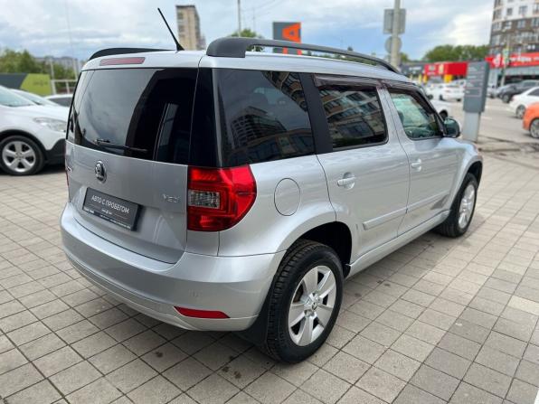 Skoda Yeti I Рестайлинг с пробегом 2014 года, цена 950 000 рублей, 112620 км, внедорожник, Автокод Объявления