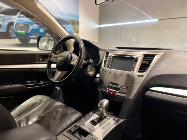 Subaru Legacy V с пробегом 2010 года, цена 1 160 000 рублей, 179142 км, седан, Автокод Объявления