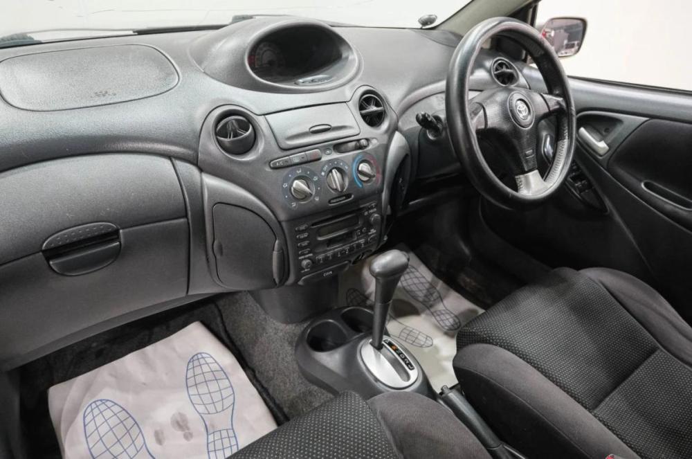 Toyota Vitz I (P10) Новокузнецк  - изображение 15