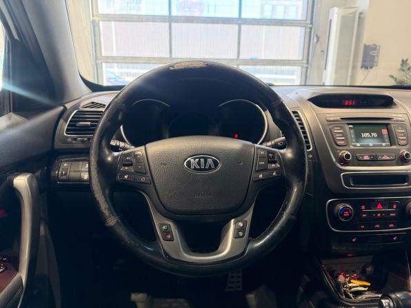 Kia Sorento II Рестайлинг с пробегом 2014 года, цена 1 650 000 рублей, 182866 км, внедорожник, Автокод Объявления