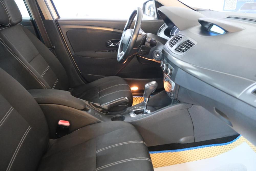 Renault Fluence I Рестайлинг Омск  - изображение 15