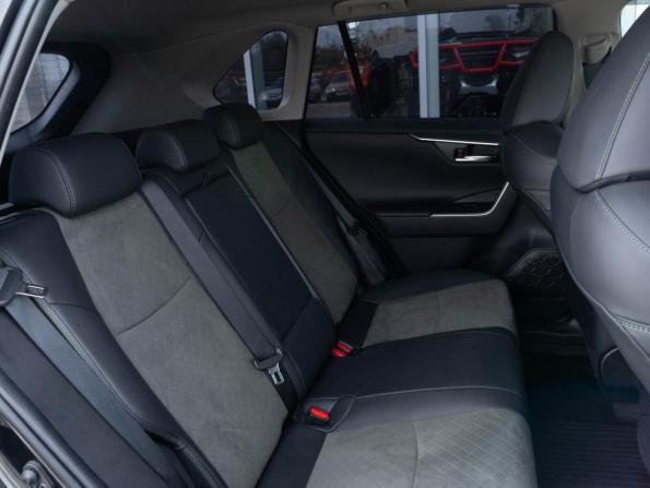 Toyota RAV4 V (XA50) с пробегом 2025 года, цена 3 958 000 рублей, 17784 км, внедорожник, Автокод Объявления