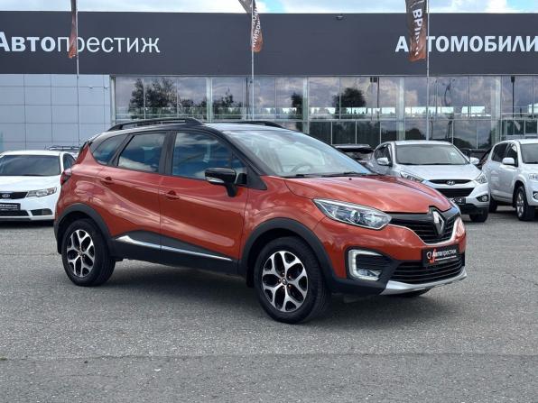 Renault Kaptur I с пробегом 2018 года, цена 1 539 000 рублей, 110022 км, внедорожник, Автокод Объявления