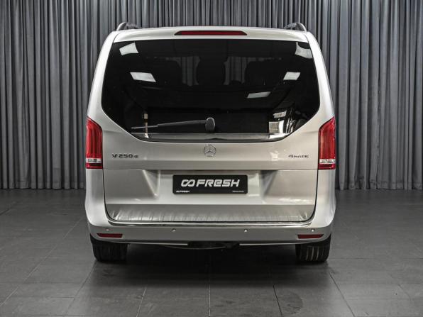 Mercedes-Benz V-Класс III (W447) с пробегом 2018 года, цена 4 369 000 рублей, 177585 км, минивэн, Автокод Объявления