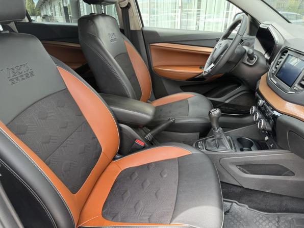 Lada (ВАЗ) Vesta I Рестайлинг (NG) с пробегом 2023 года, цена 1 410 000 рублей, 52111 км, седан, Автокод Объявления