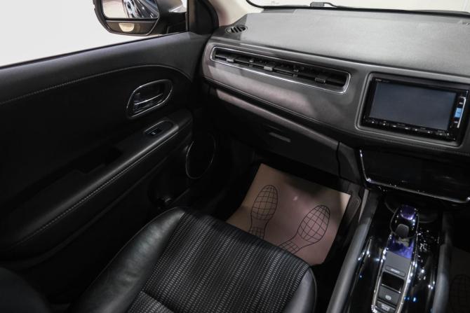 Honda Vezel I с пробегом 2014 года, цена 1 469 000 рублей, 160000 км, внедорожник, Автокод Объявления