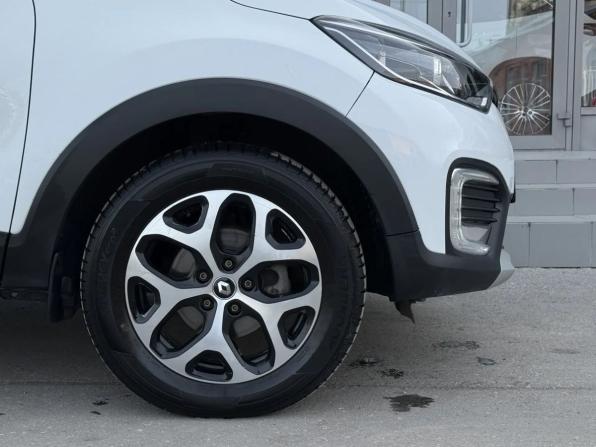 Renault Kaptur I с пробегом 2017 года, цена 1 490 000 рублей, 112170 км, внедорожник, Автокод Объявления