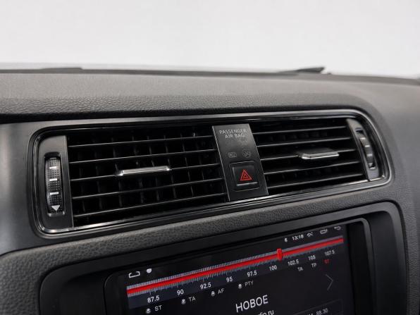 Volkswagen Jetta VI Рестайлинг с пробегом 2016 года, цена 1 239 000 рублей, 153000 км, седан, Автокод Объявления