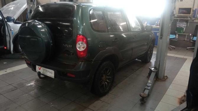 Chevrolet Niva I Рестайлинг с пробегом 2013 года, цена 299 000 рублей, 226584 км, внедорожник, Автокод Объявления