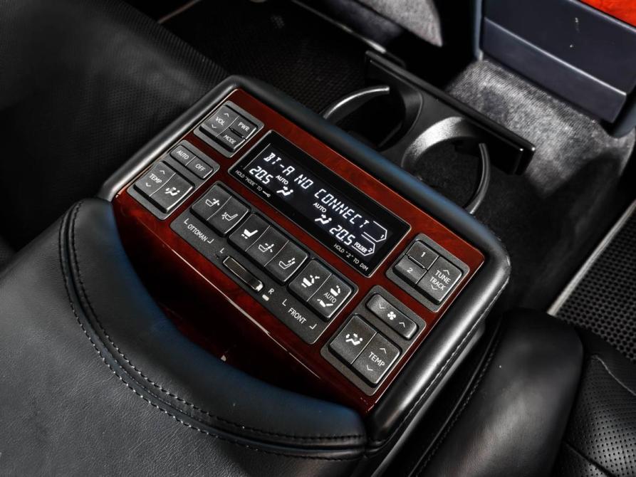 Lexus LS IV Рестайлинг Санкт-Петербург  - изображение 21