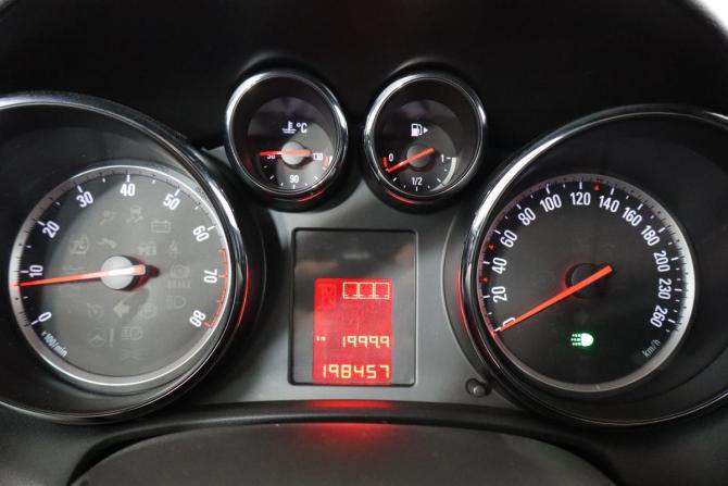 Opel Astra J с пробегом 2010 года, цена 539 000 рублей, 197000 км, хэтчбек, Автокод Объявления