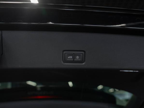 Audi Q6 с пробегом 2025 года, цена 7 500 000 рублей, 50 км, внедорожник, Автокод Объявления