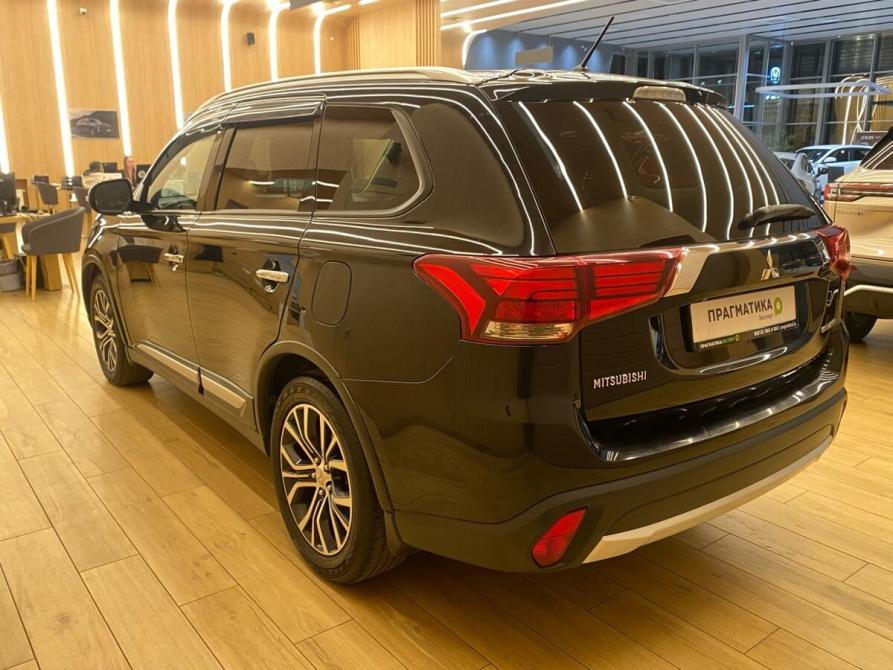 Mitsubishi Outlander III Рестайлинг 2 Санкт-Петербург  - изображение 7