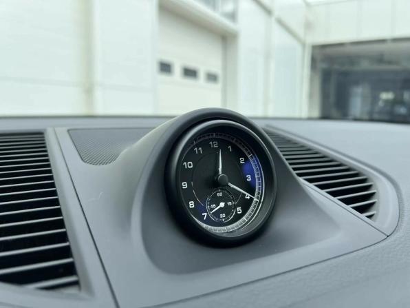 Porsche Macan I Рестайлинг 2 с пробегом 2022 года, цена 7 590 000 рублей, 20828 км, внедорожник, Автокод Объявления