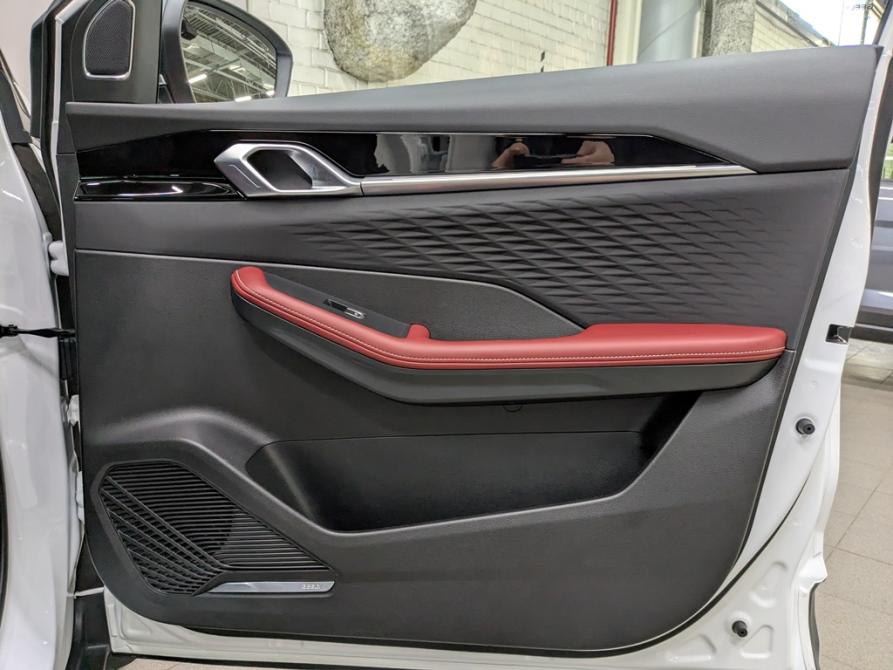 Geely Coolray I Рестайлинг Москва  - изображение 14