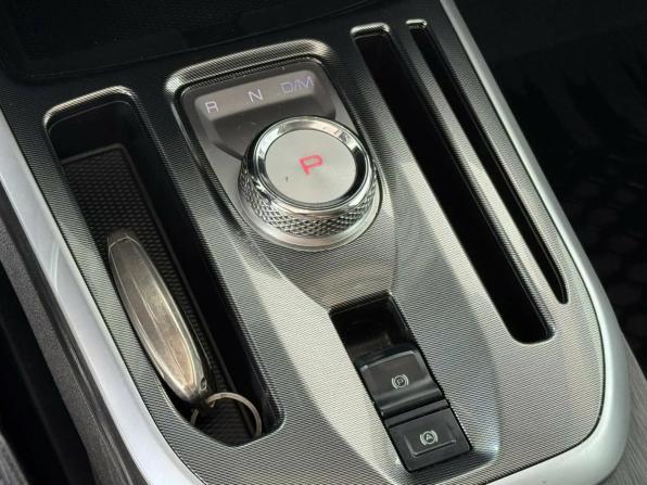 Haval Jolion I с пробегом 2023 года, цена 1 750 000 рублей, 61035 км, внедорожник, Автокод Объявления