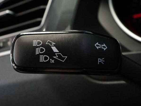 Volkswagen Tiguan II Рестайлинг с пробегом 2021 года, цена 2 230 000 рублей, 129490 км, внедорожник, Автокод Объявления