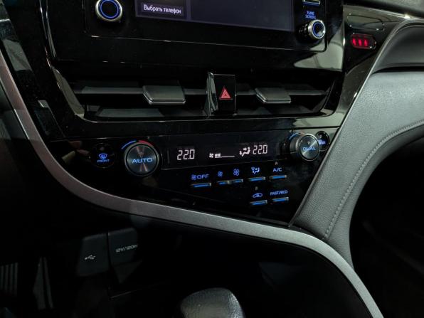Toyota Camry VIII (XV70) Рестайлинг с пробегом 2021 года, цена 3 150 000 рублей, 86071 км, седан, Автокод Объявления